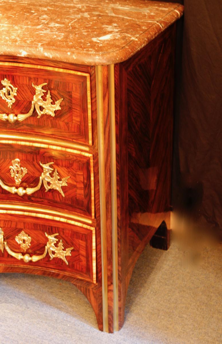 Commode Estampillée Schwingkens, XVIIIe (fin Régence, Début Louis XV)-photo-1