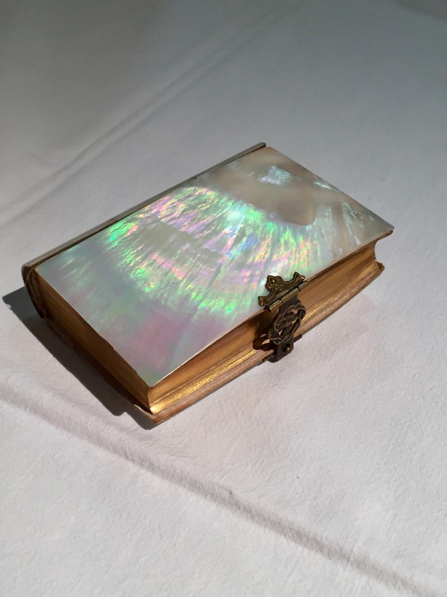 Mother-of-pearl Covered Book, Second Half Of The 19th Century.-photo-3