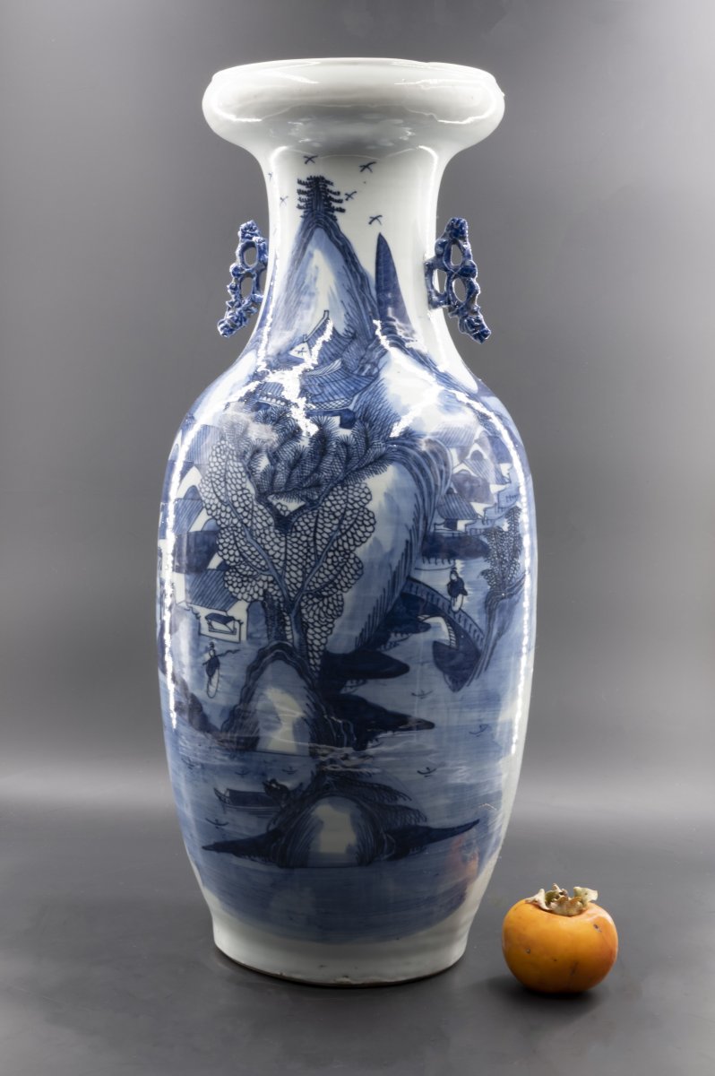 Grand vase en terre cuite vernissée, Chine, XIXe siècle