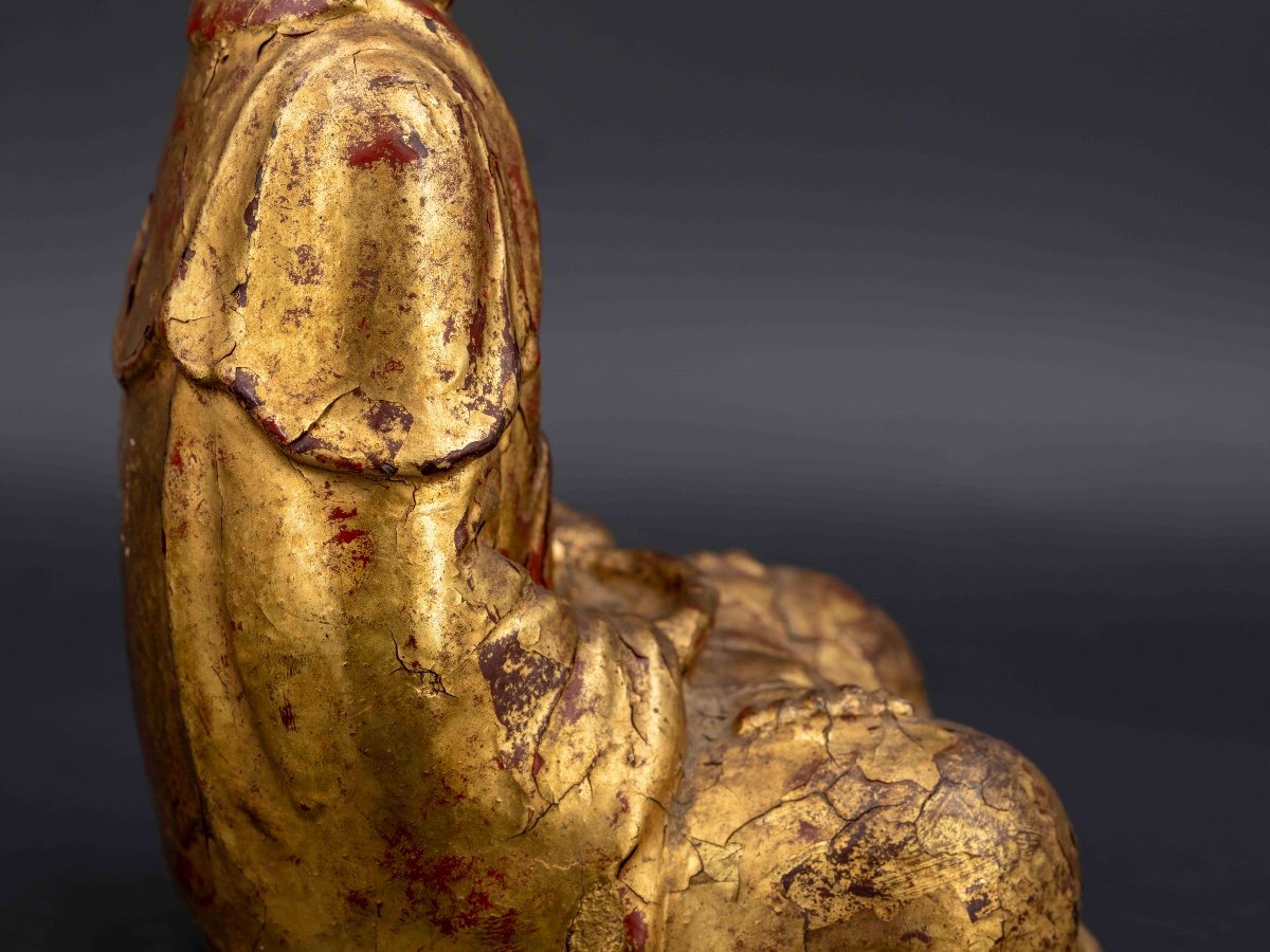 Guanyin Gold Lacquered Bronze, 18th Century-photo-4