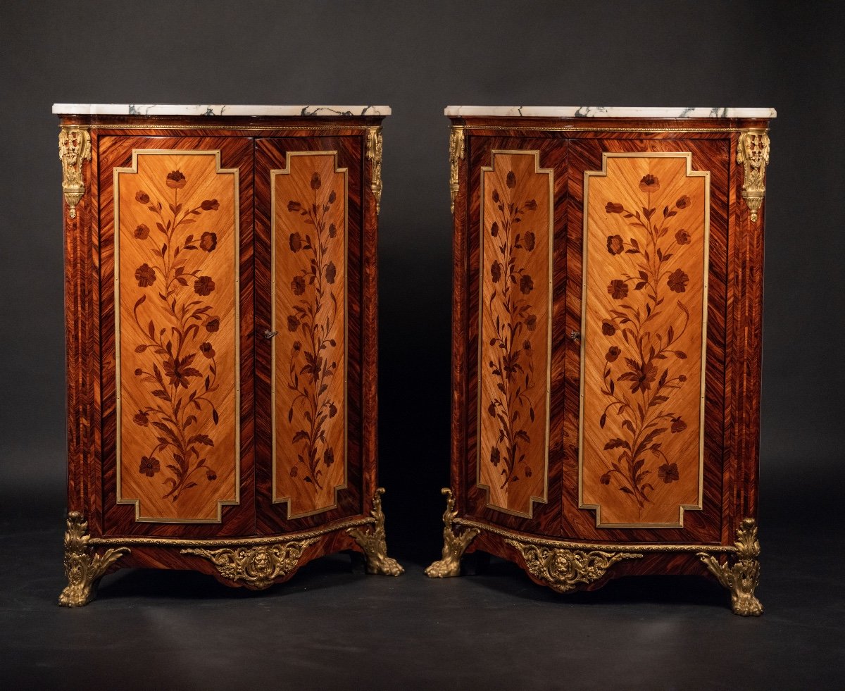 Pair Of Corner Cupboards, 19th Century