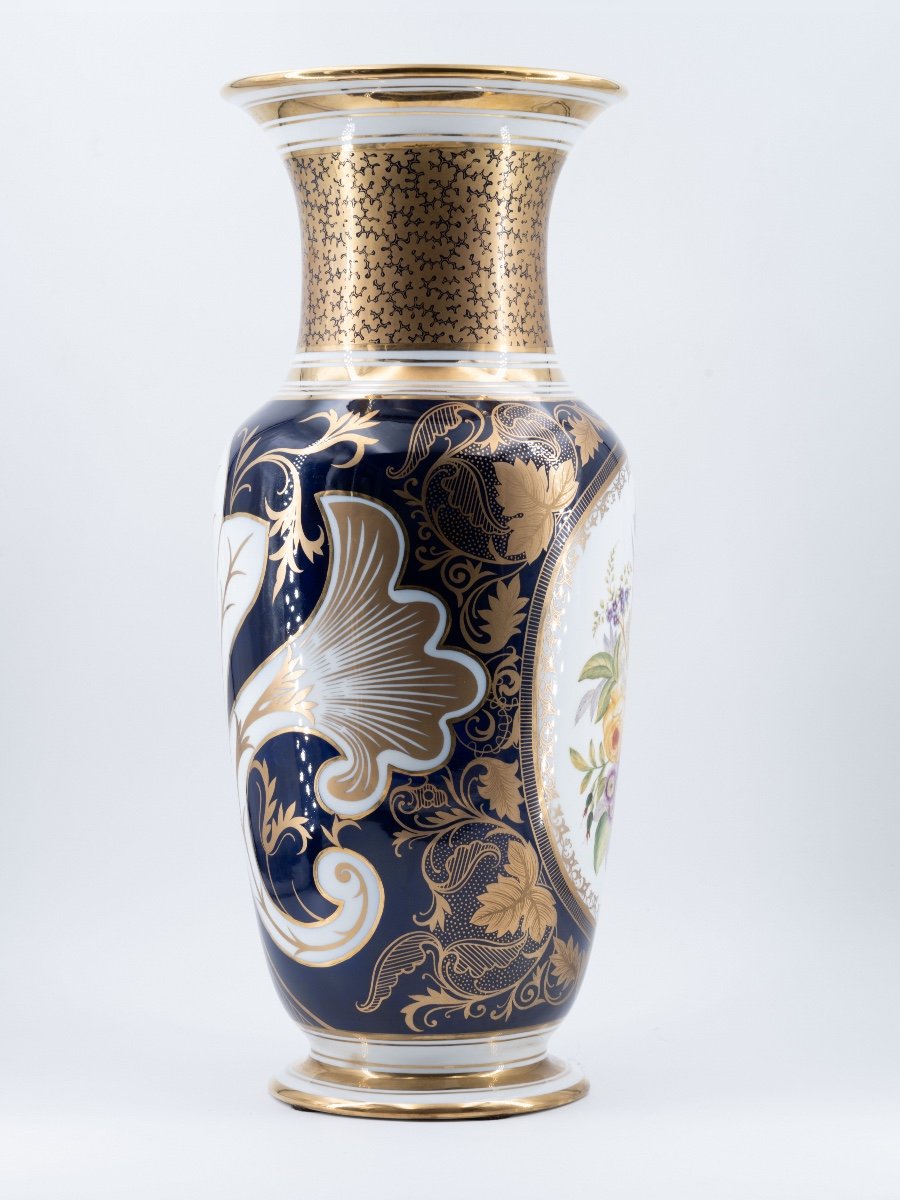 Large Paris Porcelain Vase, 19th Century-photo-4