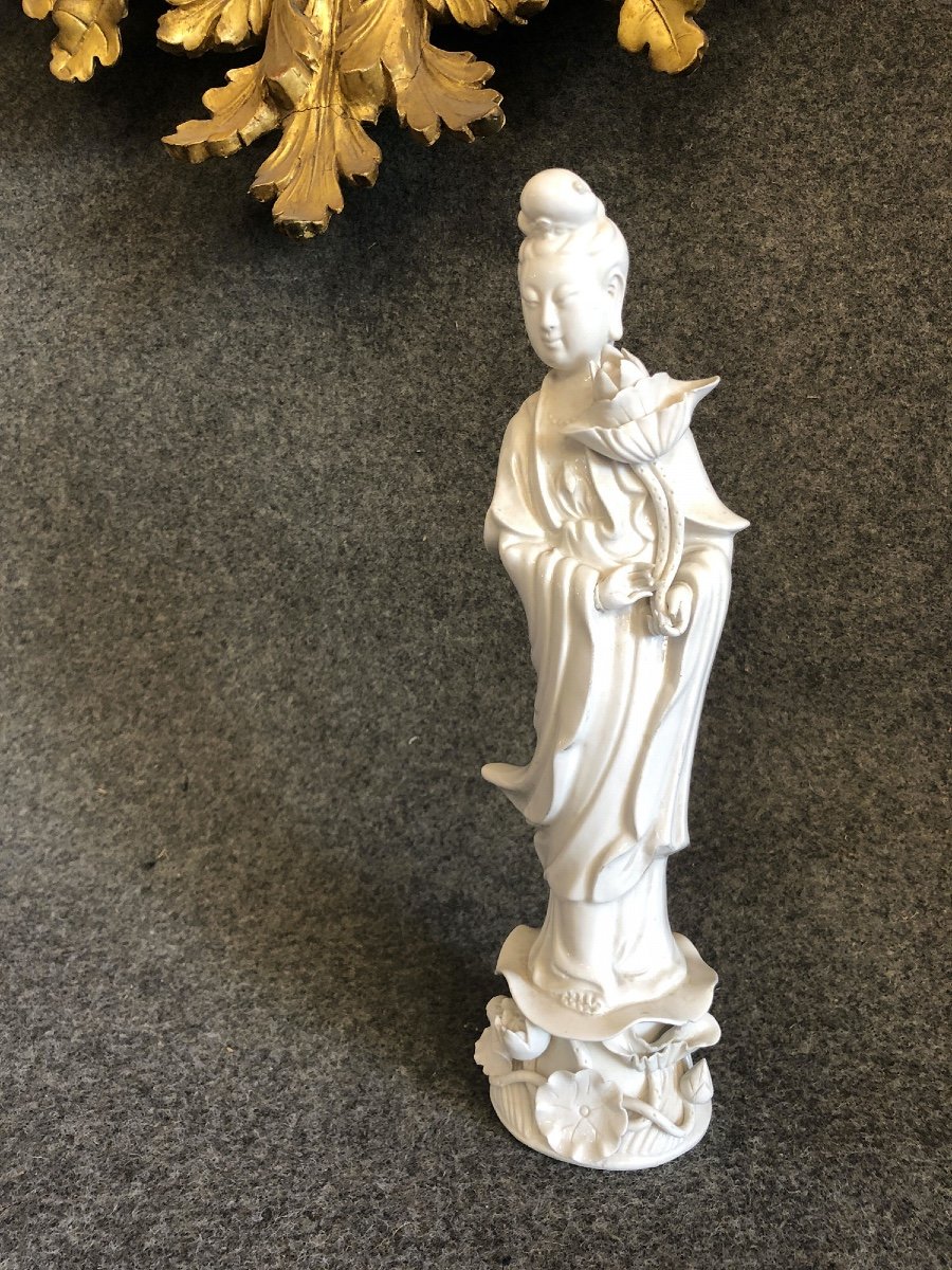 Guanyin En Porcelaine. Chine, Fin Du XIXe Siècle 