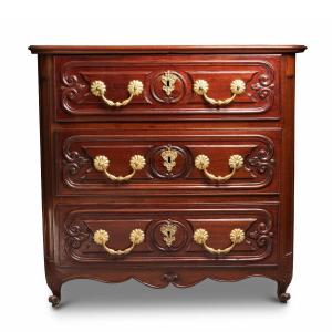 Small Mahogany Chest Of Drawers, 18th Century