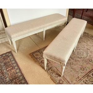 Paire de banquettes ou bouts de lit style Louis XVI, XIXe siècle