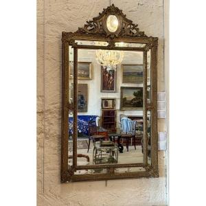 Grand miroir à parcloses en bois doré, XIXe siècle