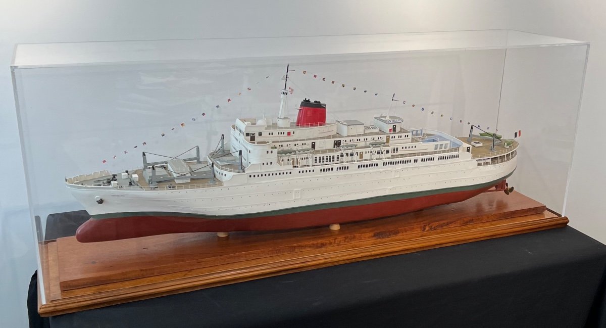 Model Of The Antilles Liner Compagnie Générale Transatlantique