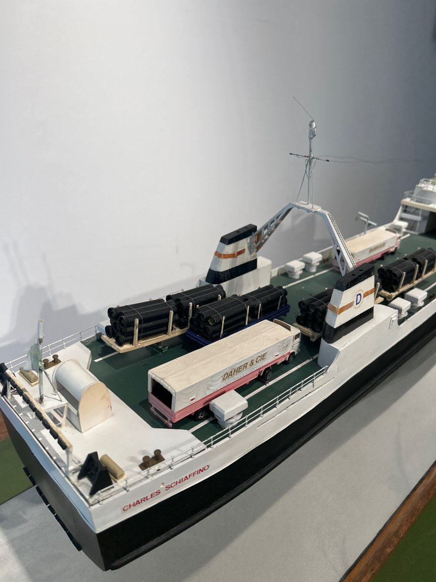 Maquette De Chantier Du Cargo Roulier Charles Schiaffino-photo-4