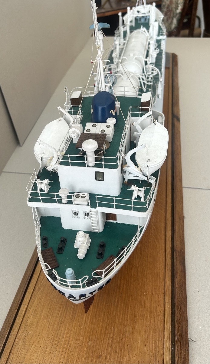 Maquette de chantier du méthanier Descartes de la compagnie Gazocean-photo-3