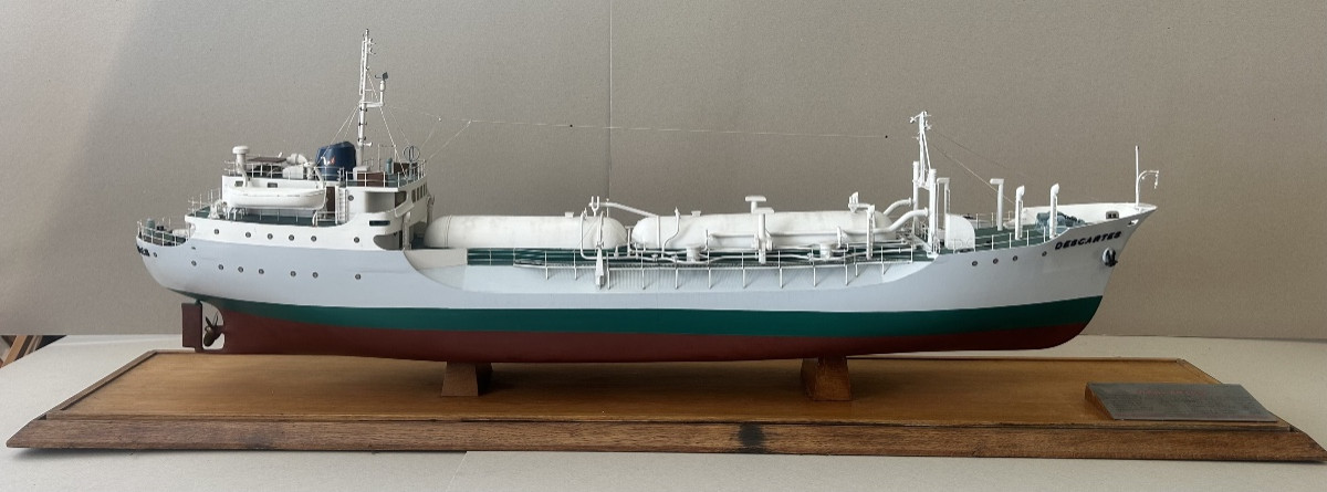 Maquette de chantier du méthanier Descartes de la compagnie Gazocean