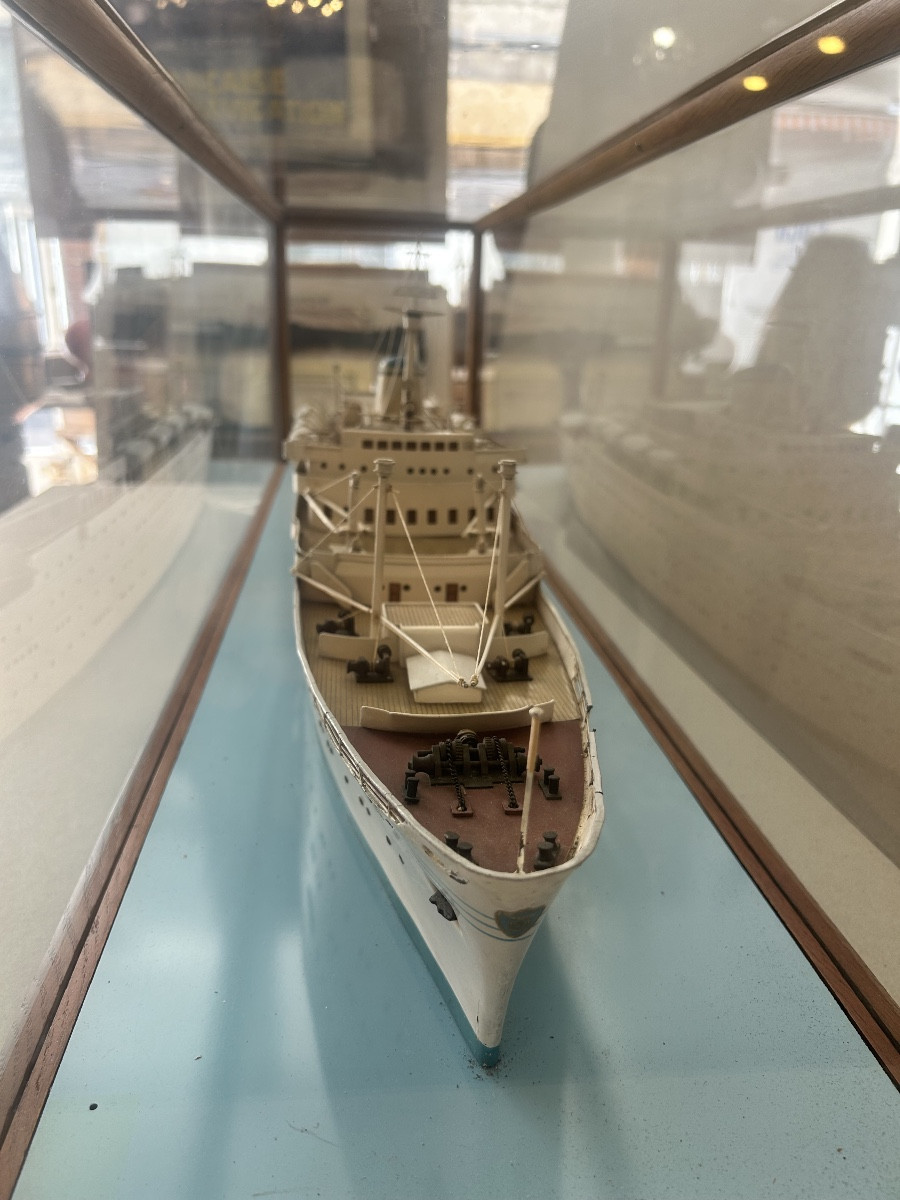 Maquette d’agence du paquebot Victoria de la LLoyd triestino-photo-3