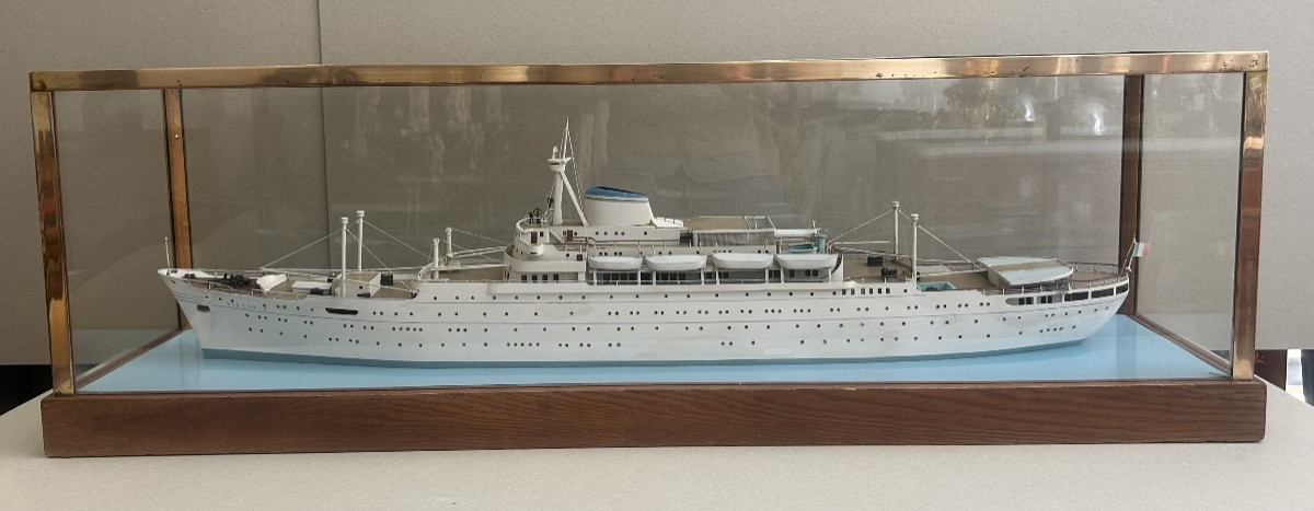 Maquette d’agence du paquebot Victoria de la LLoyd triestino-photo-4