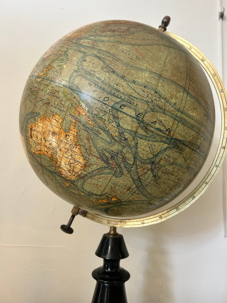 Late 19th-century Globe By Jean Forest-photo-4