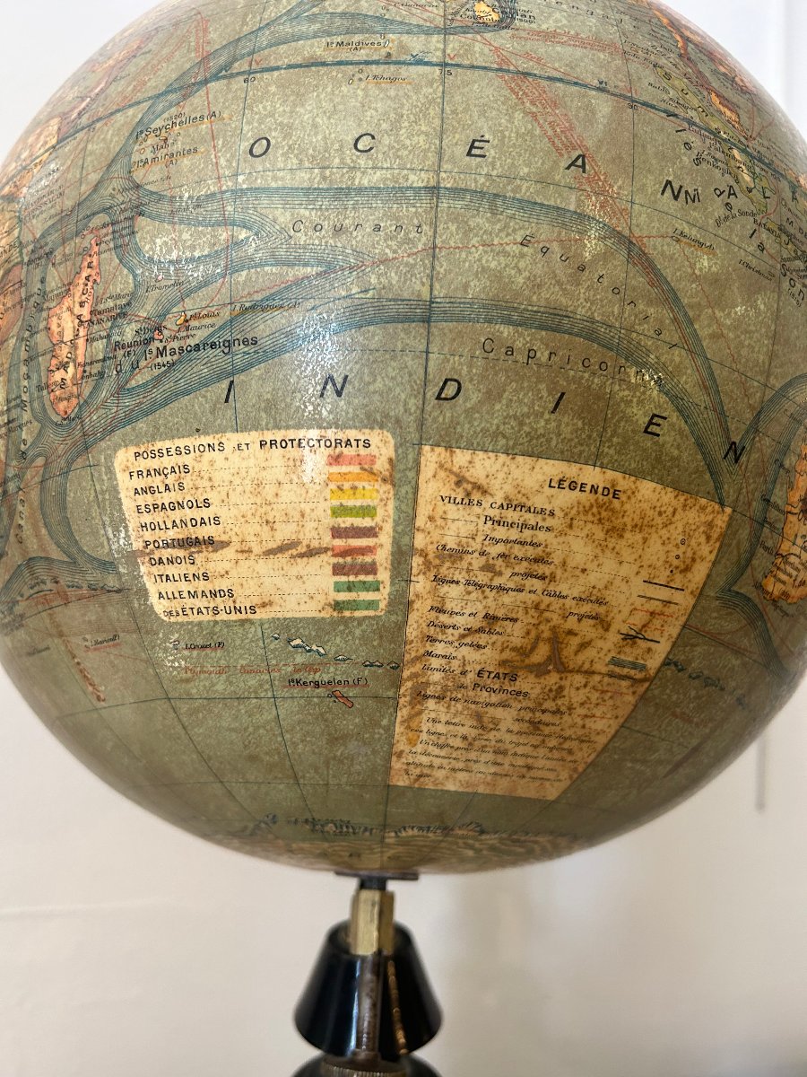 Late 19th-century Globe By Jean Forest-photo-1
