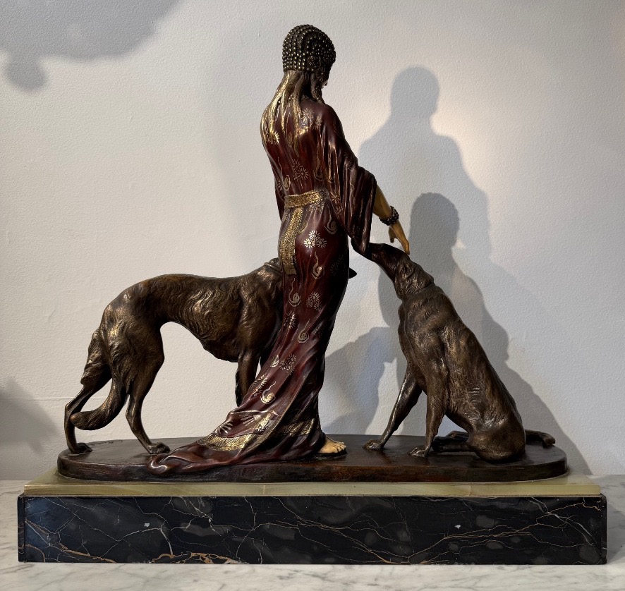 Louis Riché (1877-1949) Femme aux lévriers, chryséléphantine en bronze et ivoire -photo-4