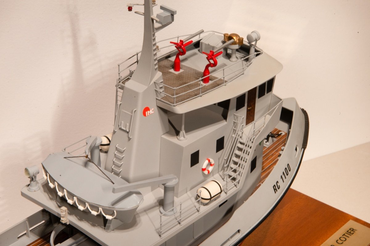 Model Rc 1100 Coastal Tugboat-photo-4