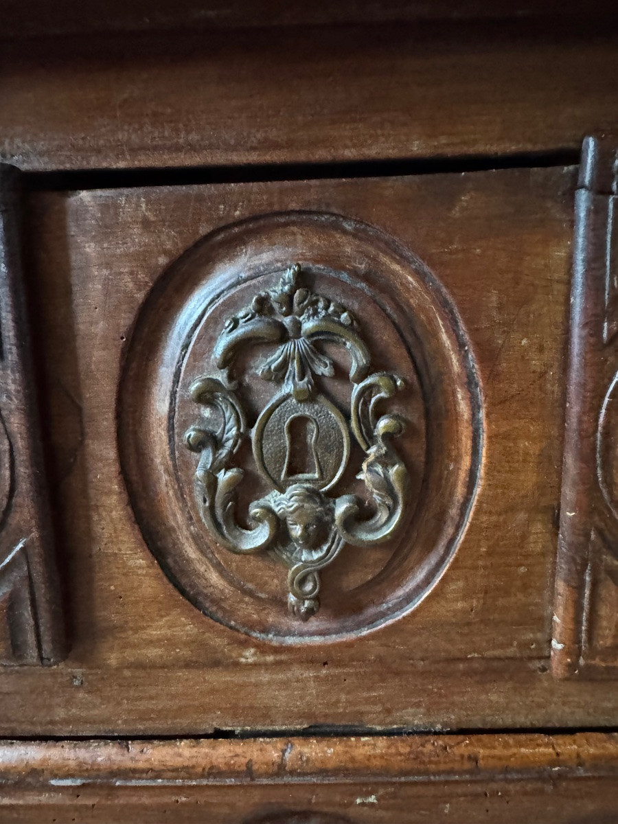 Chest Of Drawers, 18th Century-photo-7