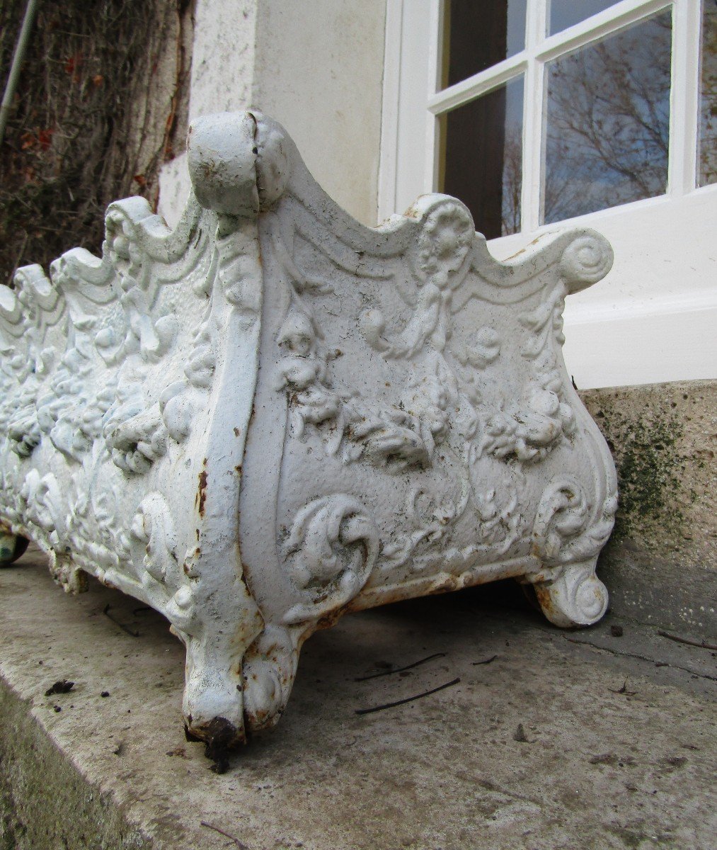 Cast Iron Planter-photo-2