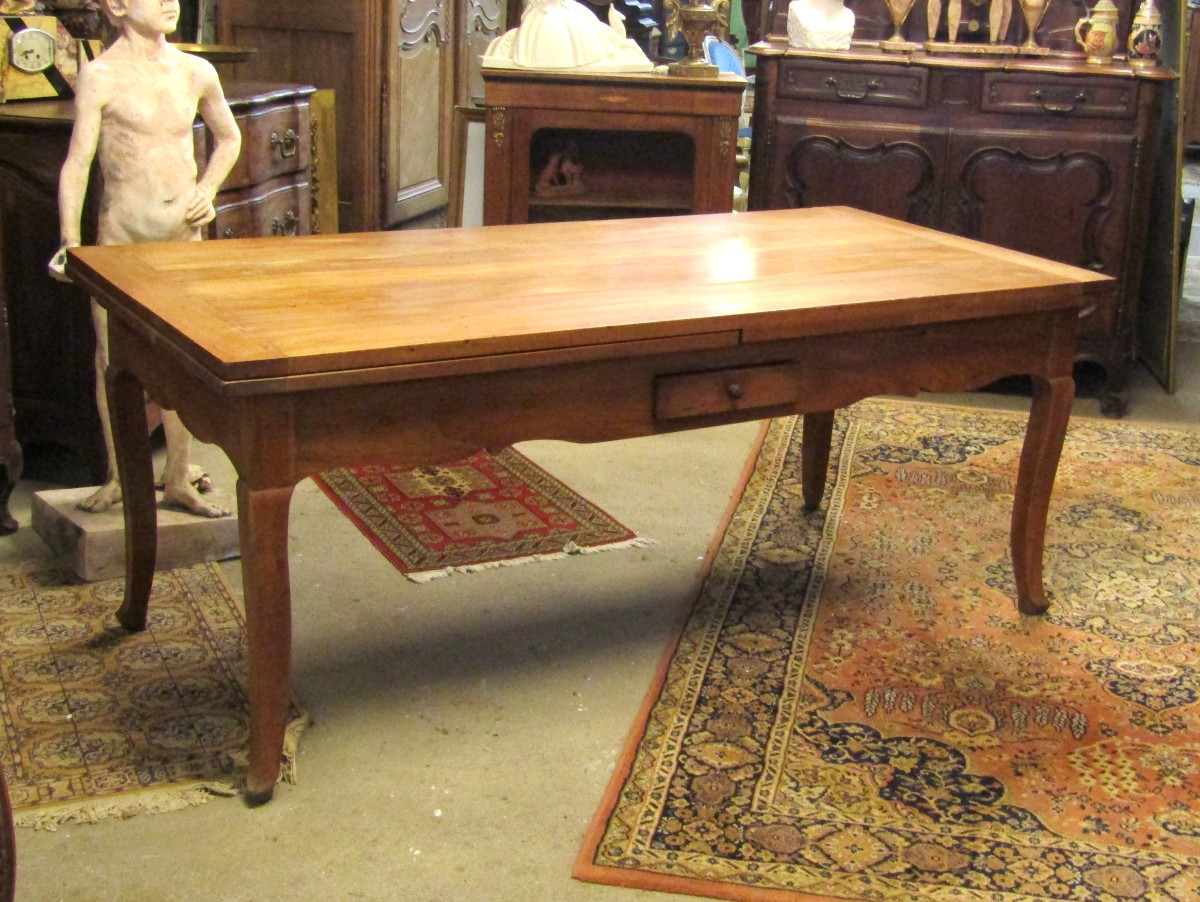 Farmhouse Table
