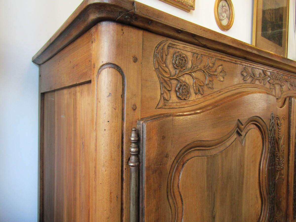 18th-century Provencal Sideboard-photo-1