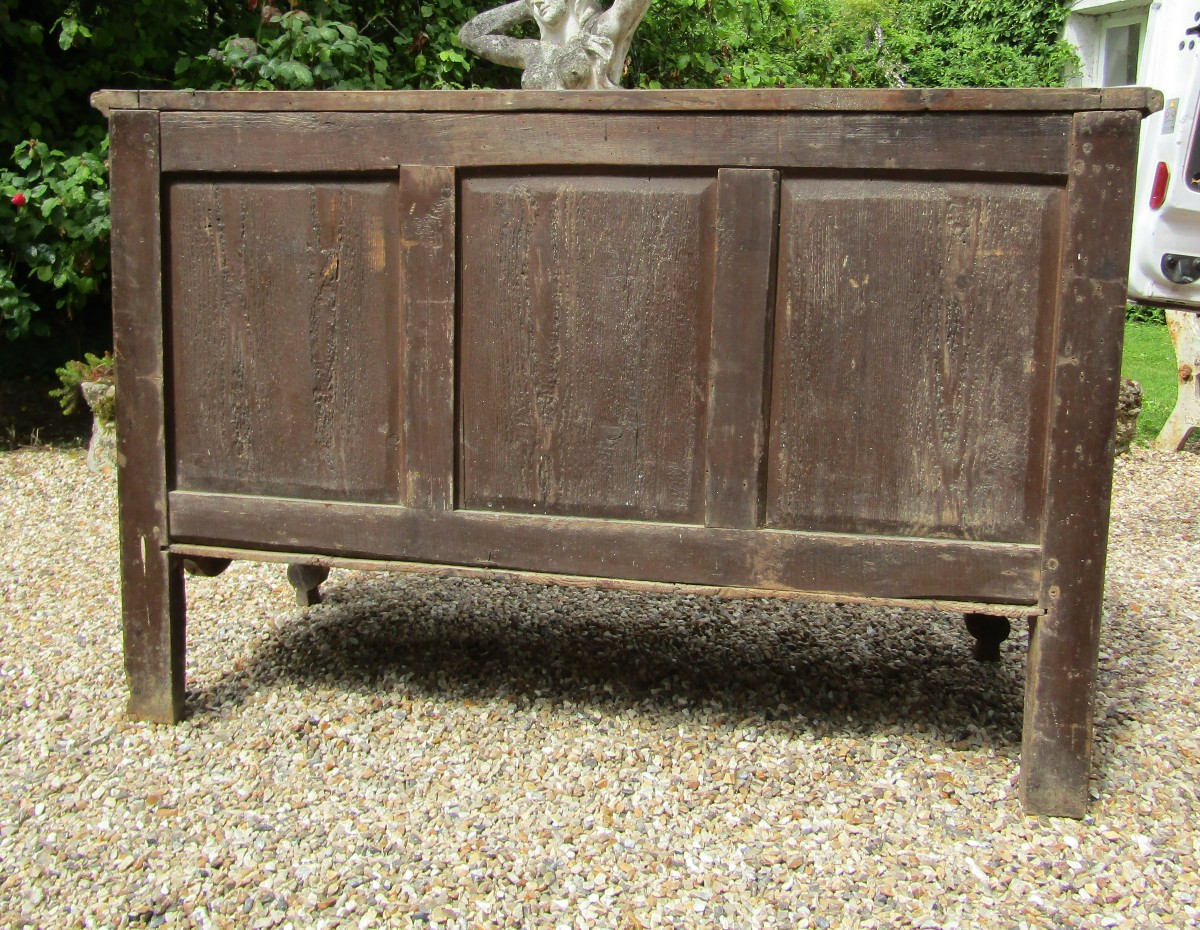 18th-century Provencal Sideboard-photo-5