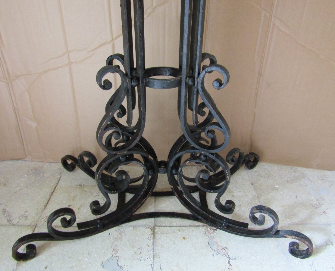 Wrought-iron Table-photo-3
