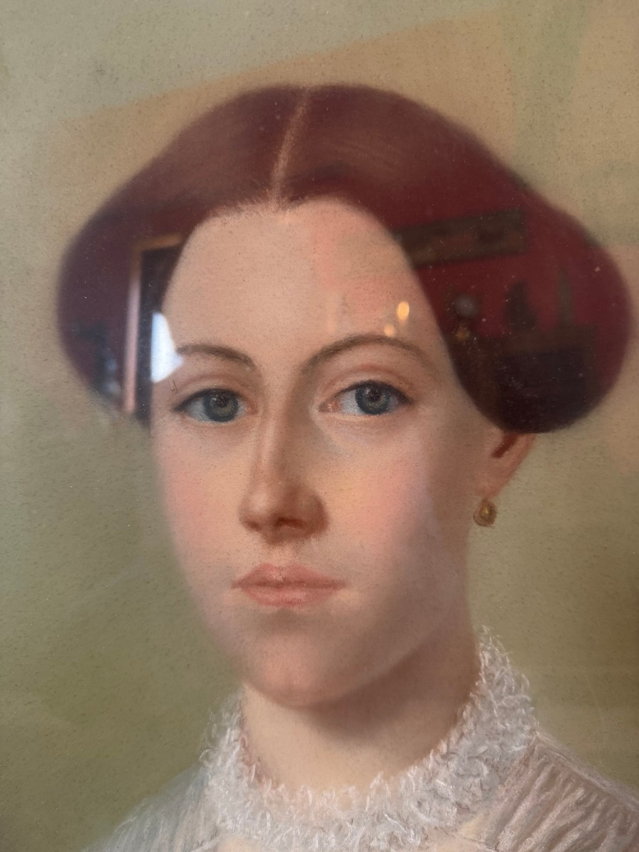 Pastel Portrait Of A Woman From The 19th Century-photo-2