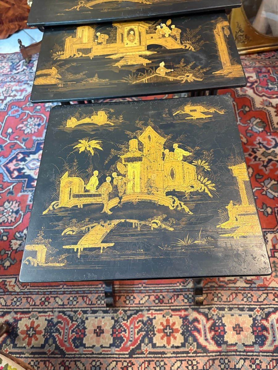 Series Of Four Nesting Tables In 19th Century Chinese Lacquer-photo-2