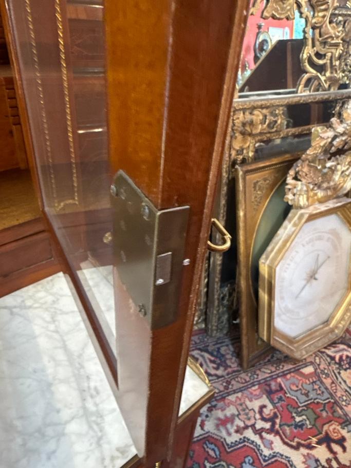 Happiness Of The Day Forming A Louis XVI Period Writing Desk-photo-1
