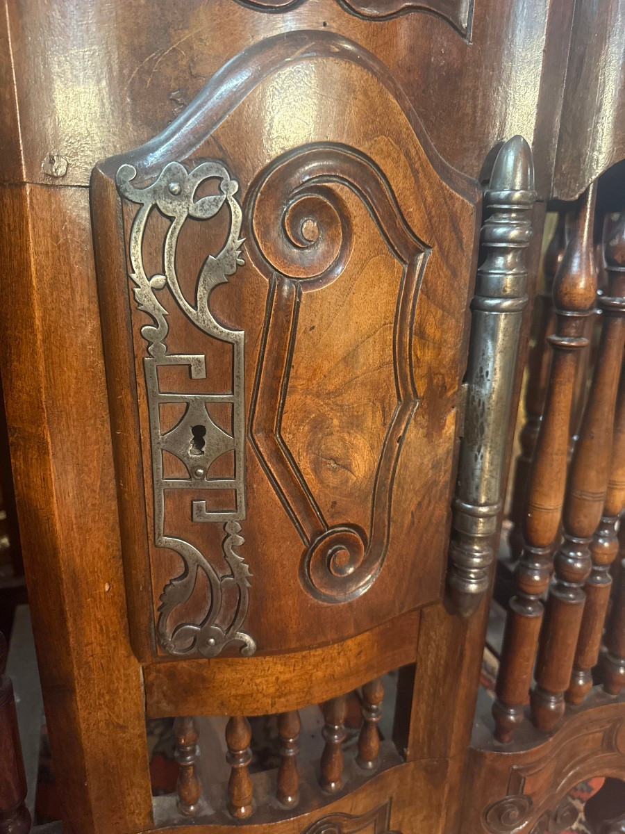 18th Century Provencal Bread Maker With Serpentine Facade-photo-3
