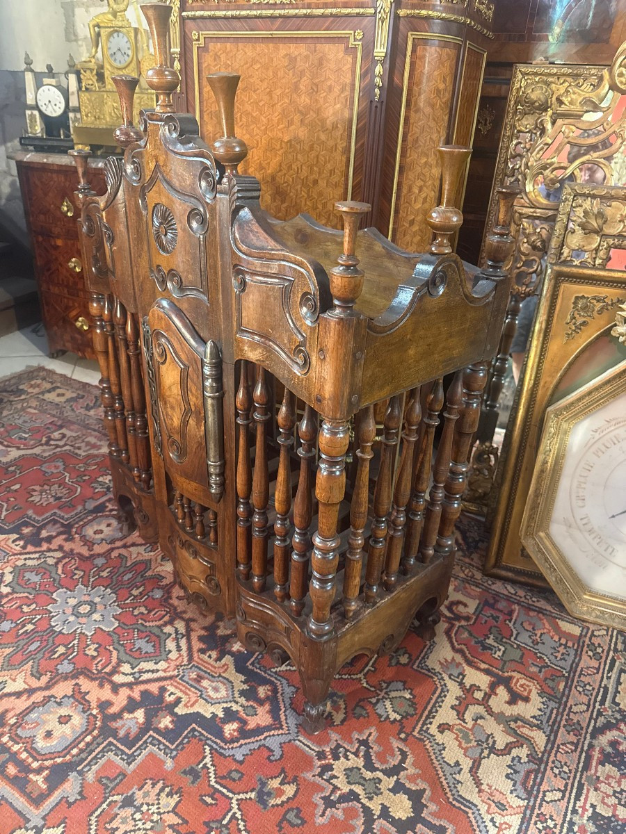 18th Century Provencal Bread Maker With Serpentine Facade-photo-2