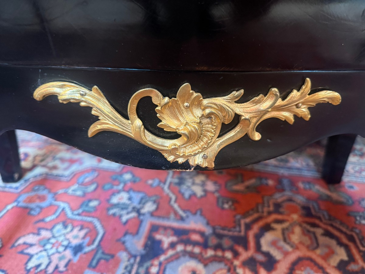 Pair Of Louis XV Style Curved Chests Of Drawers-photo-2