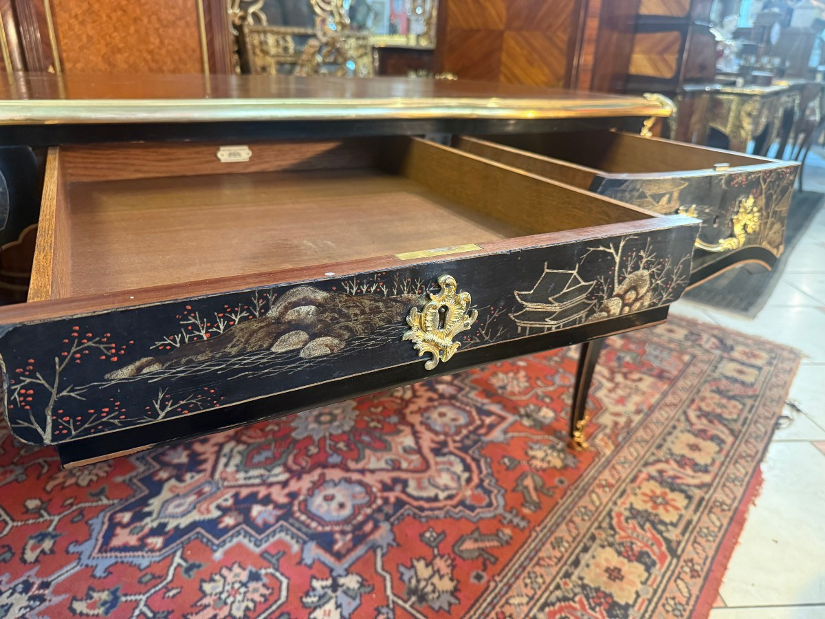 BUREAU PLAT DE STYLE LOUIS XV EN LAQUE DE CHINE DE LA MAISON PERRET & VIBERT-photo-1