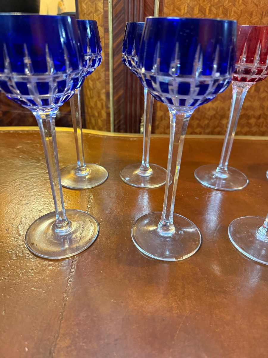 SERIE DE DOUZE VERRES A VIN DE LA CRISTALLERIE DE SAINT LOUIS-photo-2