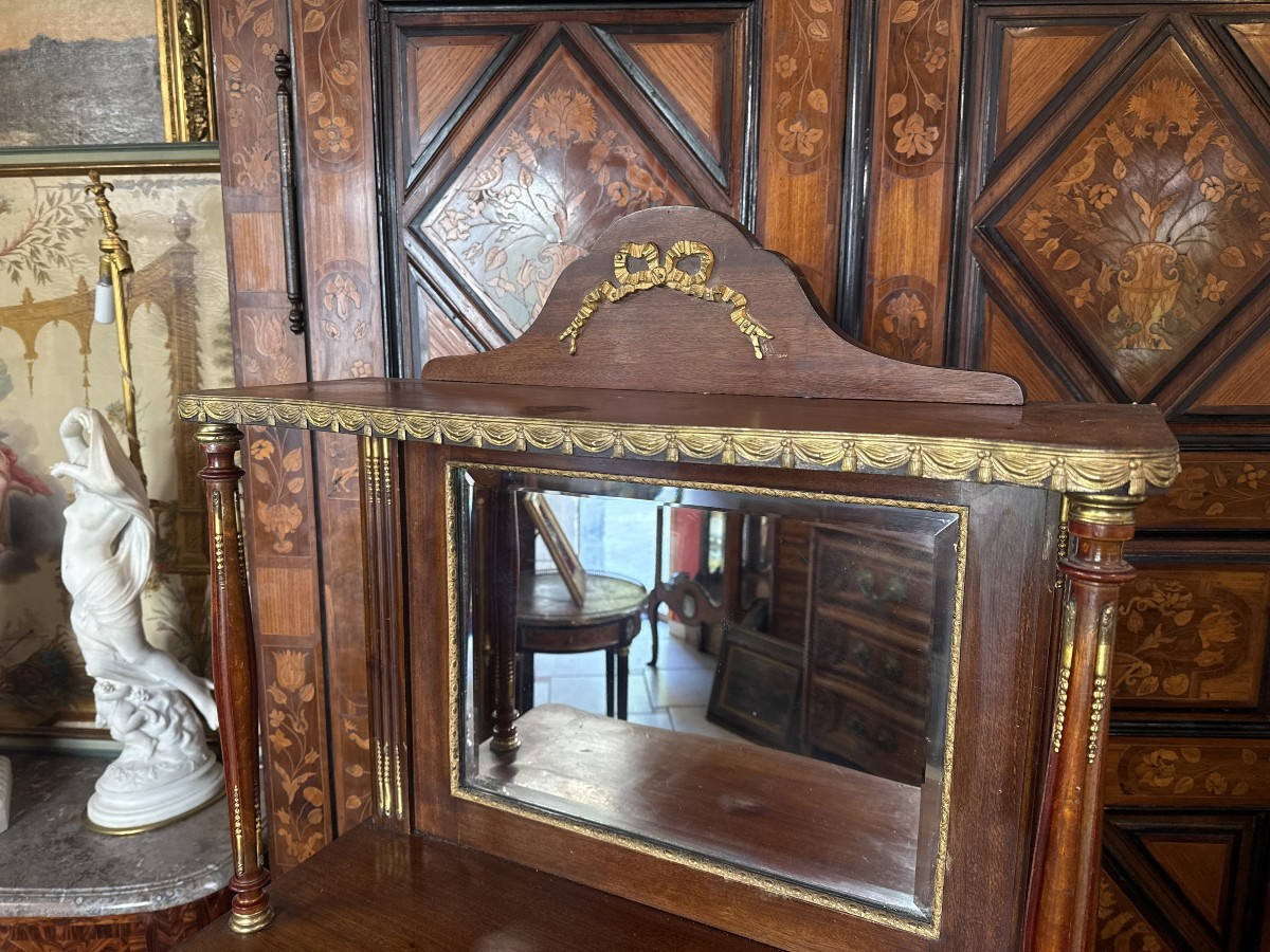 BUFFET FORMANT VITRINE AVEC ETAGERE de style Louis XVI en acajou,-photo-3