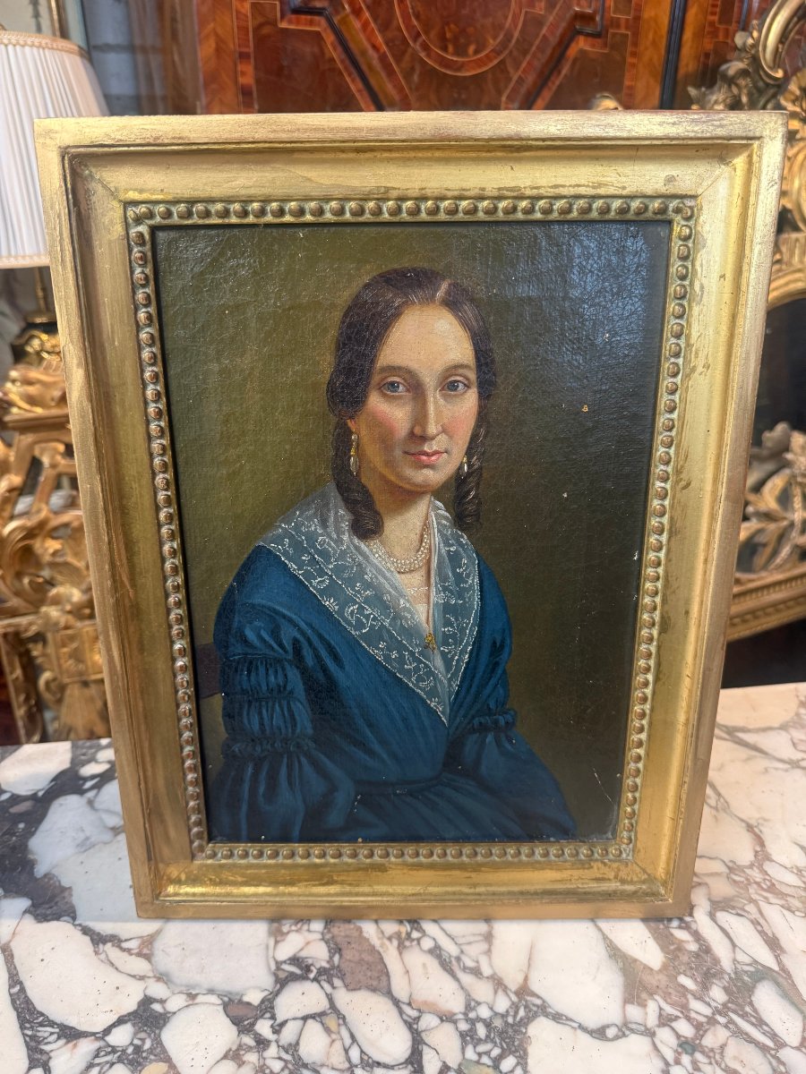 HUILE SUR TOILE D'UNE JEUNE FEMME  DU 19ème 