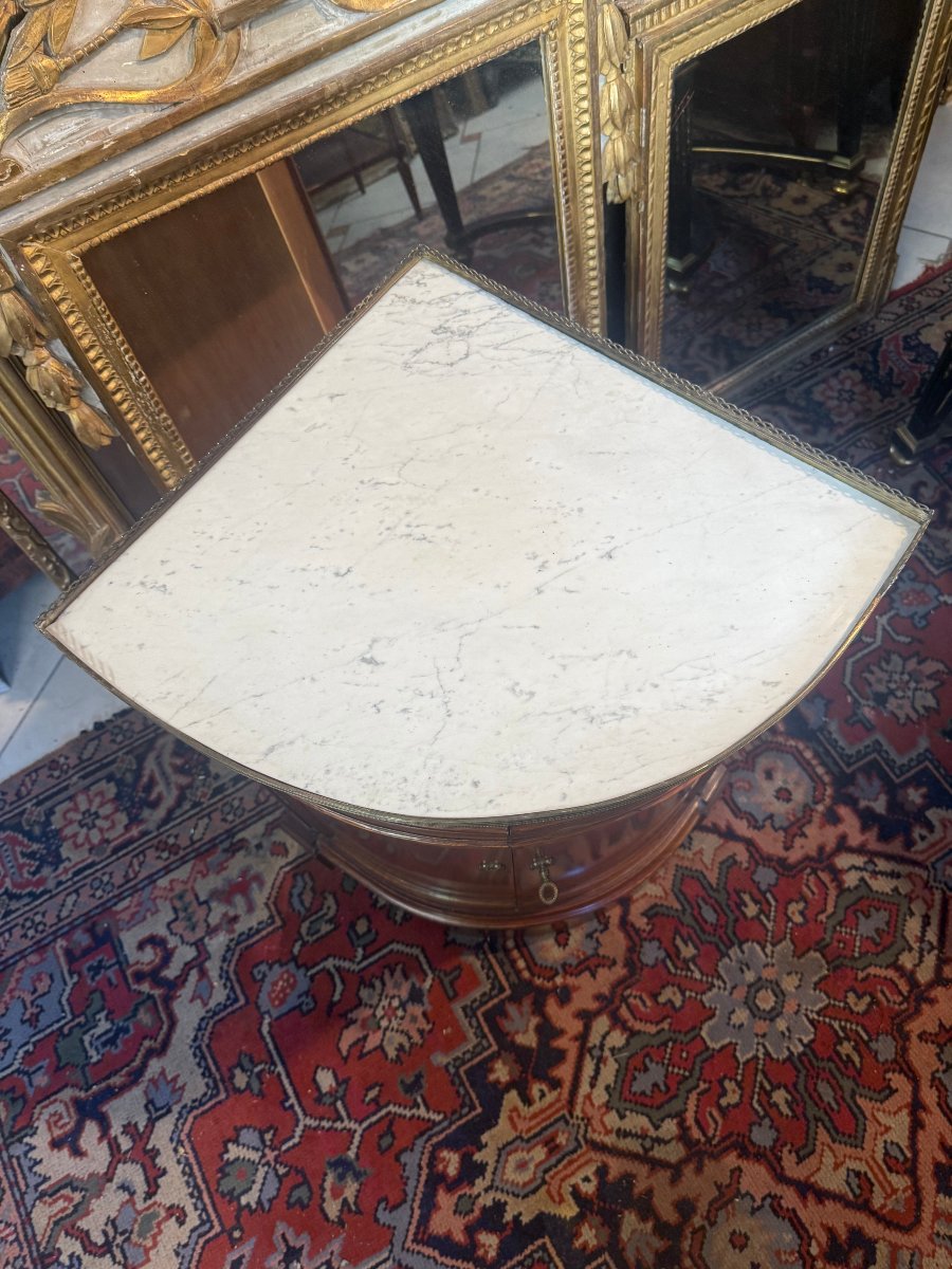 Louis XVI-style Corner Cabinet-photo-3