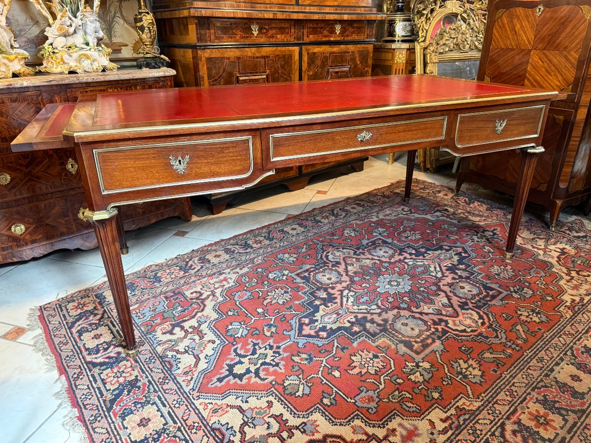 Full-sided Flat-top Desk In The Louis XVI Style