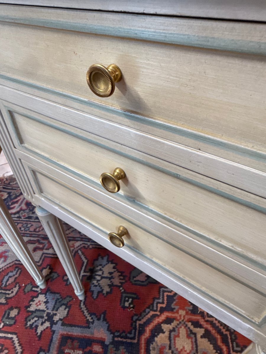 PAIRE DE CHEVETS RECHAMPI DE STYLE LOUIS XVI -photo-3