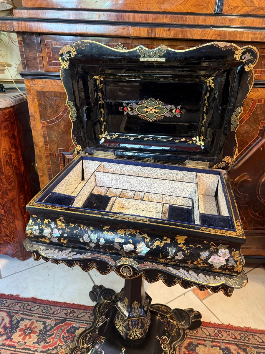 TRAVAILLEUSE EPOQUE NAPOLEON III-photo-4