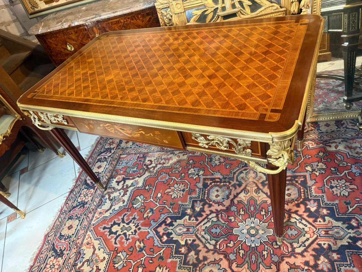 BUREAU PLAT DE STYLE LOUIS XVI – NAPOLEON III – D’APRES UN MODELE DE Jean- Henri RIESNER-photo-2