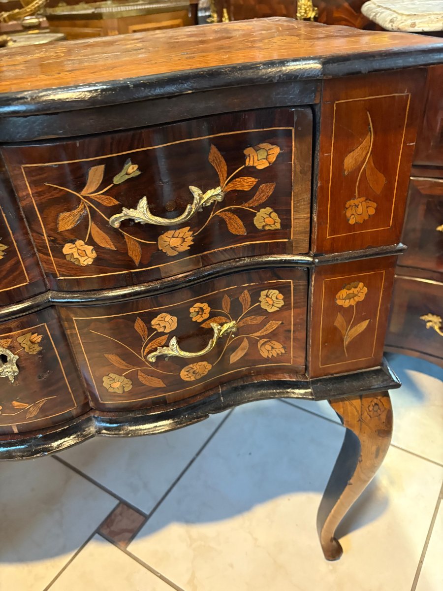 COMMODE SAUTEUSE FORMANT CONSOLE EN MARQUETERIE HOLLANDAISE -photo-1