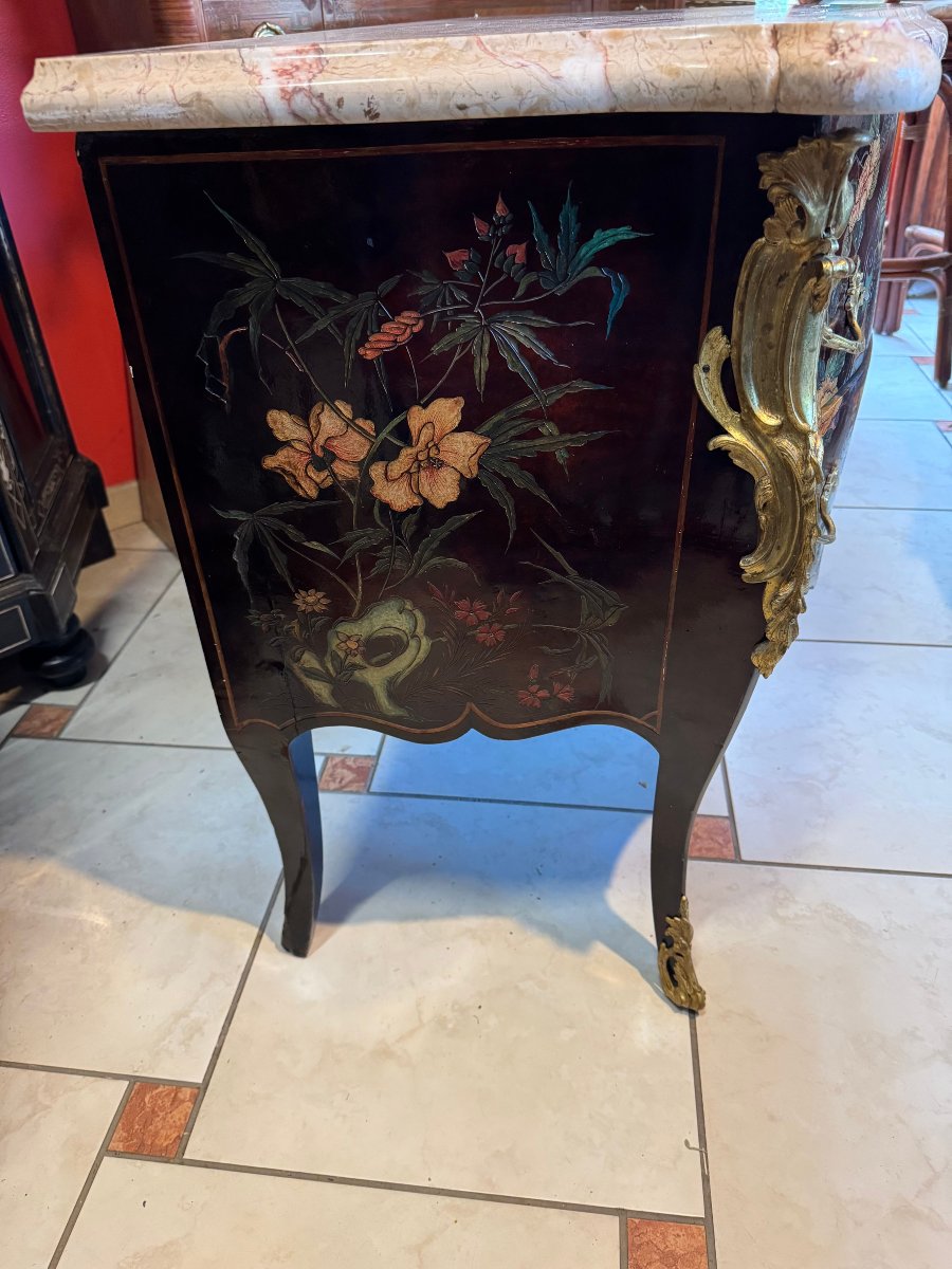 Louis XV-style Gabled Chest Of Drawers In Coromandel Chinese Lacquer-photo-2