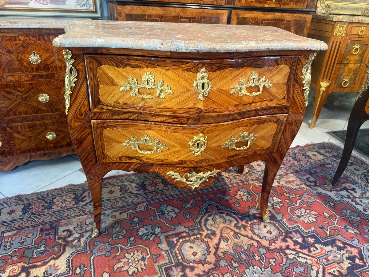  COMMODE  EPOQUE LOUIS XV ESTAMPILLEE JACQUES BIRCKLE