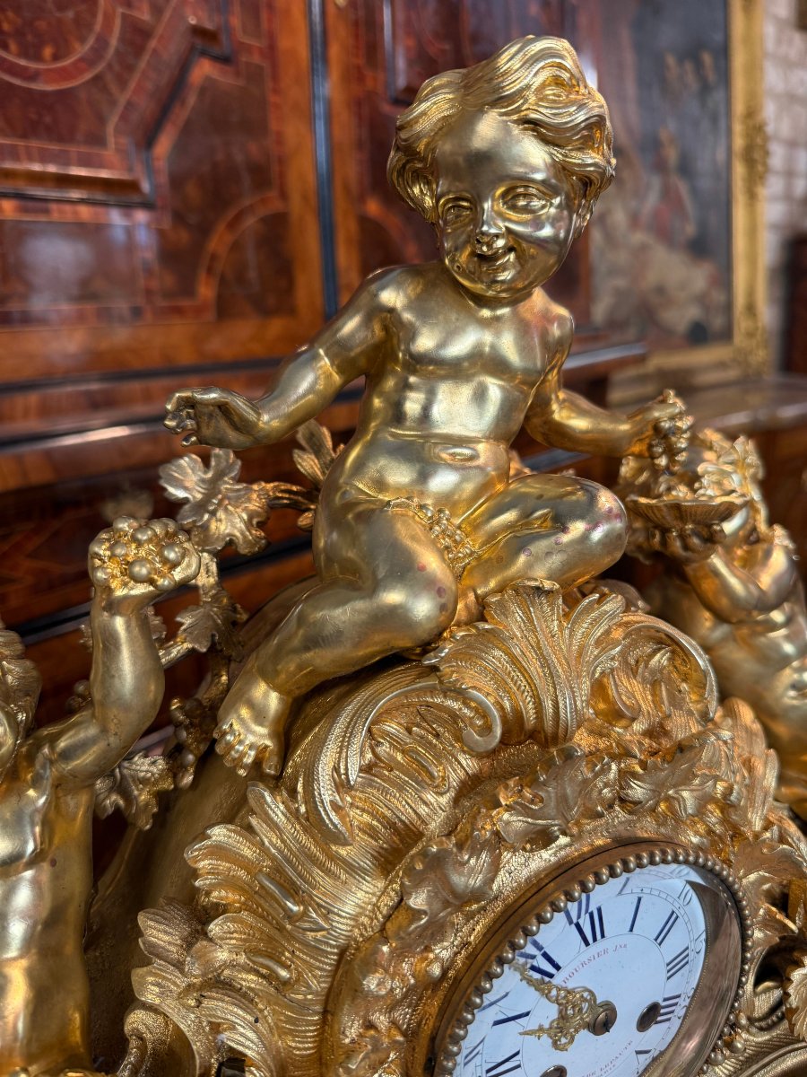 PENDULE DE CHEMINEE DE STYLE LOUIS XV " L’ENFANT BACCHUS, DIONYSOS DIEU GREC DES VENDANGES"-photo-4