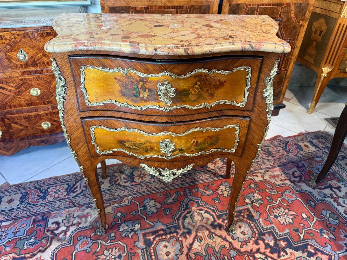 Louis XV-style Chest Of Drawers – Martin Varnish
