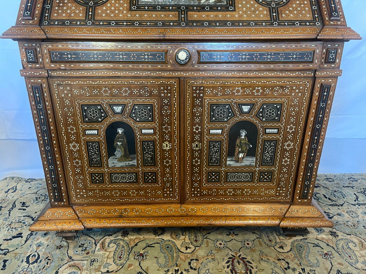 Cabinet With Leaves Of The Italian Renaissance-photo-2