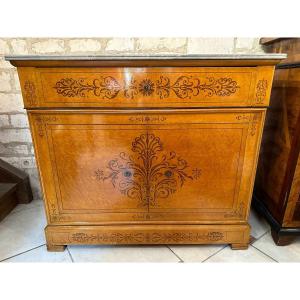 COMMODE A DEUX VANTAUX D’EPOQUE CHARLES X 