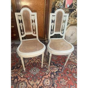 PAIRE DE CHAISES DE STYLE LOUIS XVI 