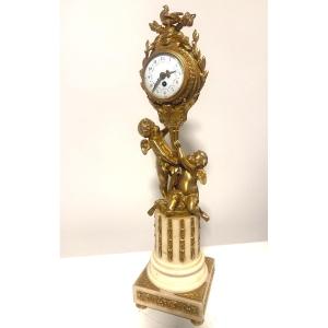 PENDULE DE STYLE LOUIS XVI